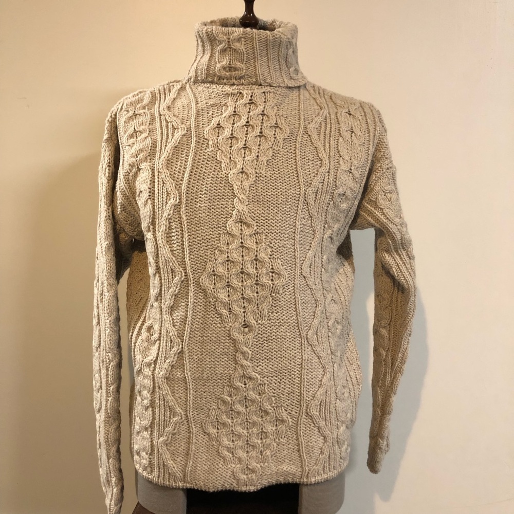 Inis Crafts Beige Large 100% Merino Wool Sweater  Like New